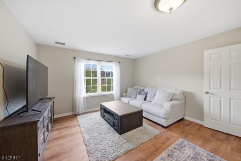 6 Farm Creek Road Fredon NJ 07860