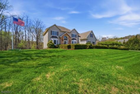 6 Farm Creek Road Fredon NJ 07860