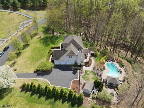 6 Farm Creek Road Fredon NJ 07860
