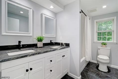 7 Village Road Florham Park NJ 07932