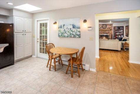81 Poplar Drive Hanover NJ 07950