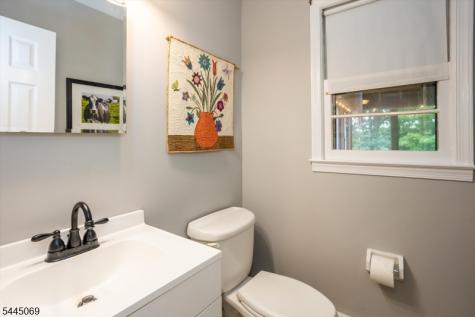 81 Poplar Drive Hanover NJ 07950