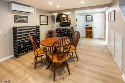 81 Poplar Drive Hanover NJ 07950
