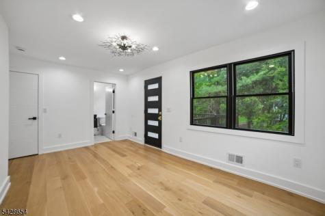 148 Great Hills Road Millburn NJ 07078