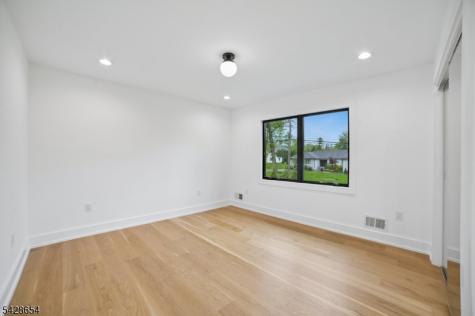 148 Great Hills Road Millburn NJ 07078