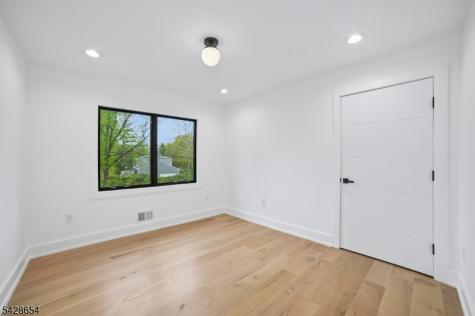 148 Great Hills Road Millburn NJ 07078