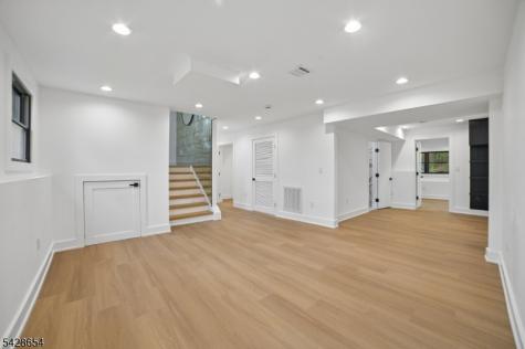 148 Great Hills Road Millburn NJ 07078