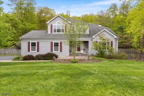 15 Upper Plateau Drive Vernon NJ 07462