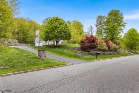 15 Upper Plateau Drive Vernon NJ 07462