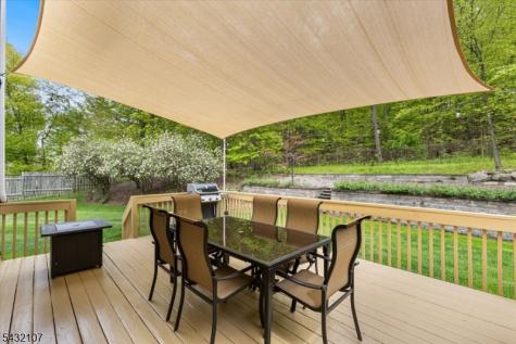 15 Upper Plateau Drive Vernon NJ 07462