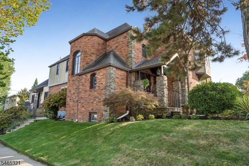 632 Belgrove Drive Kearny NJ 07032