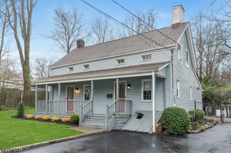 590 Woodland Avenue Mountainside NJ 07092