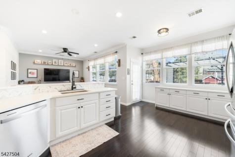 71 Saxton Drive Hackettstown NJ 07840