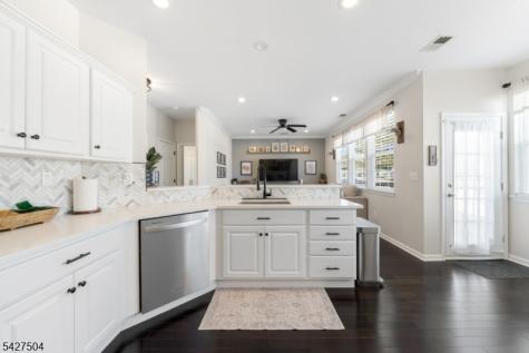 71 Saxton Drive Hackettstown NJ 07840