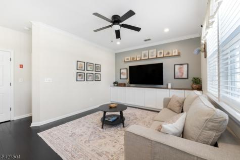 71 Saxton Drive Hackettstown NJ 07840
