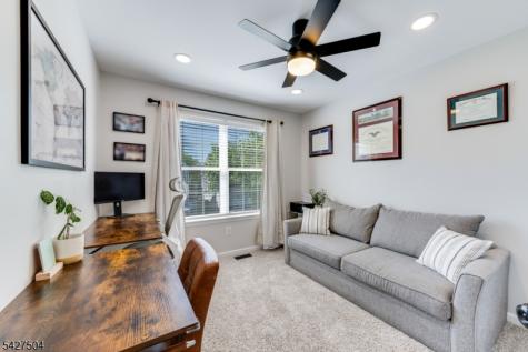 71 Saxton Drive Hackettstown NJ 07840
