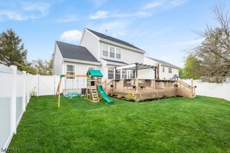 71 Saxton Drive Hackettstown NJ 07840