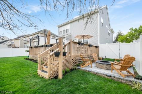 71 Saxton Drive Hackettstown NJ 07840