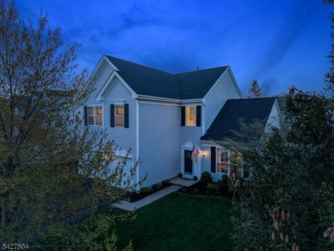 71 Saxton Drive Hackettstown NJ 07840
