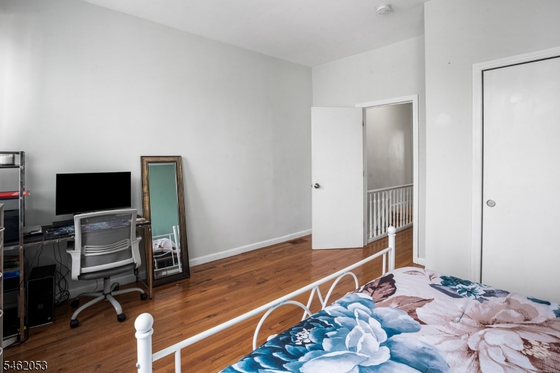 37 Emmet Street Newark NJ 07114
