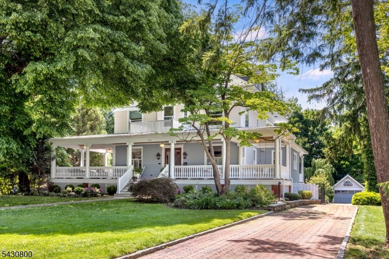 380 Ridgewood Avenue Glen Ridge Boro NJ 07028