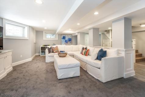 380 Ridgewood Avenue Glen Ridge Boro NJ 07028