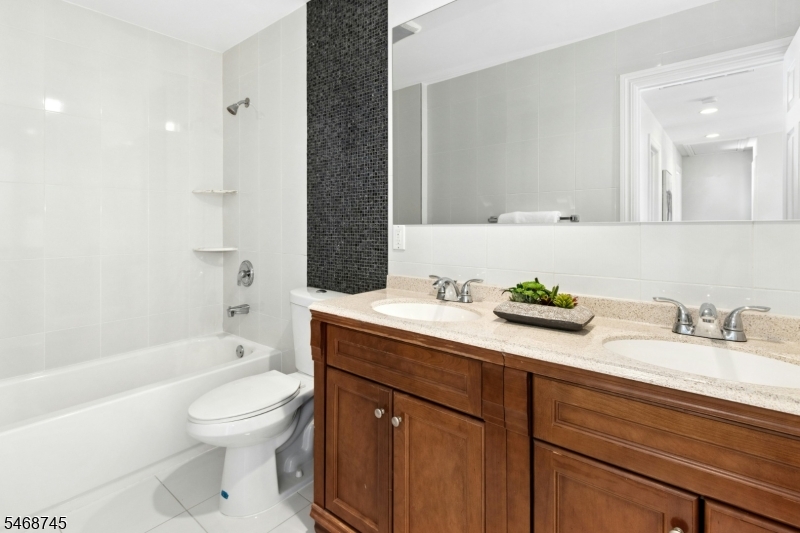 49 Hall Drive Clark NJ 07066