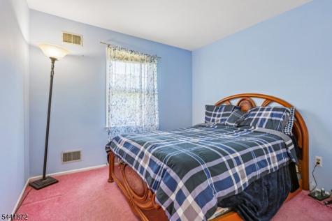 4 Viking Court Randolph NJ 07869