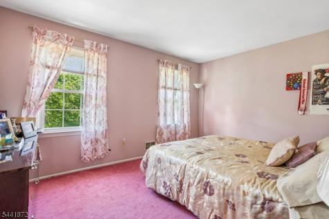 4 Viking Court Randolph NJ 07869
