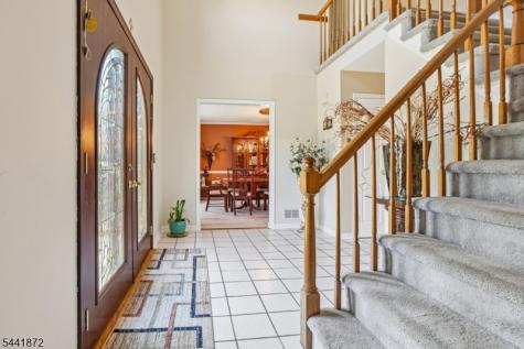 4 Viking Court Randolph NJ 07869