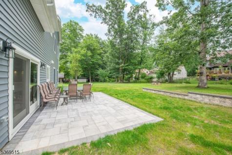 40 Lee Road Livingston NJ 07039