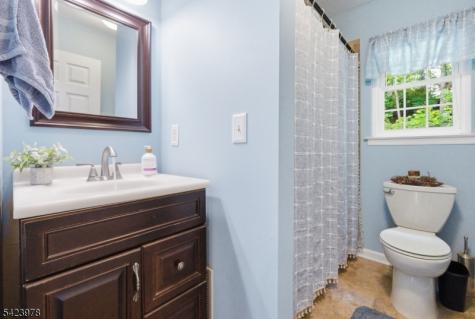 128 Merriam Avenue Newton NJ 07860