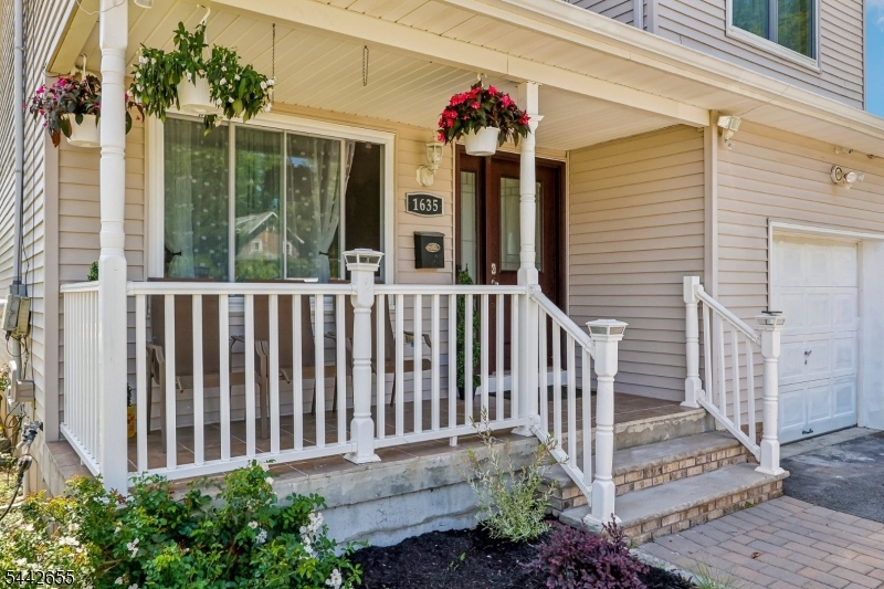 1635 Mabel Street Piscataway NJ 08854