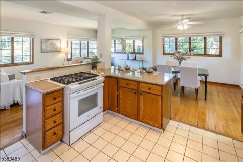 39 Enfield Avenue Montclair NJ 07042