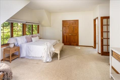 39 Enfield Avenue Montclair NJ 07042