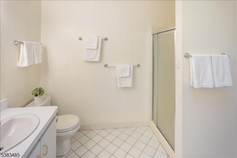 39 Enfield Avenue Montclair NJ 07042