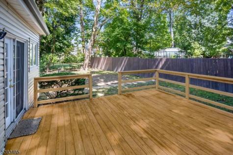 39 Enfield Avenue Montclair NJ 07042