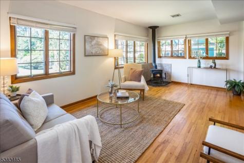 39 Enfield Avenue Montclair NJ 07042