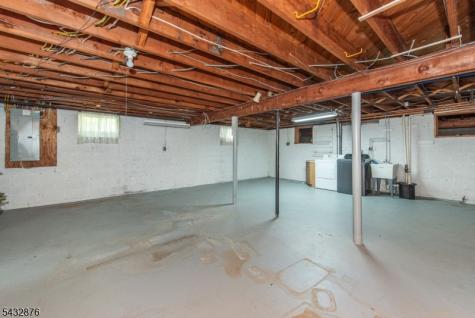 17 Morningside Circle Little Falls NJ 07424
