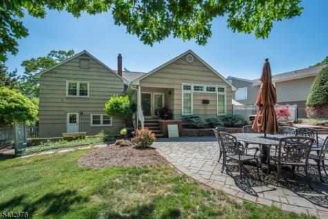17 Morningside Circle Little Falls NJ 07424