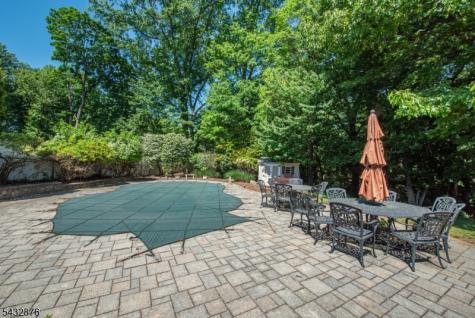 17 Morningside Circle Little Falls NJ 07424
