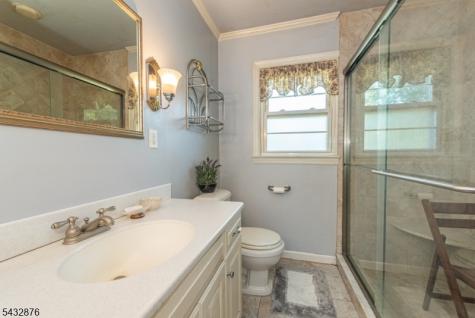 17 Morningside Circle Little Falls NJ 07424