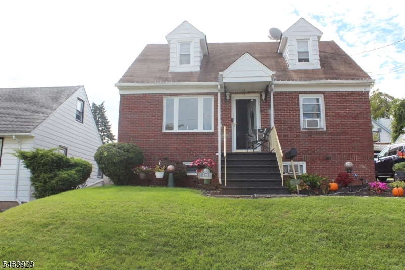 289 Sherwood Avenue Paterson NJ 07502