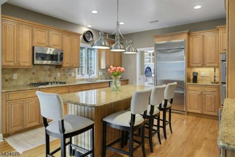 6 Yorke Road Mountain Lakes NJ 07046