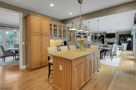 6 Yorke Road Mountain Lakes NJ 07046