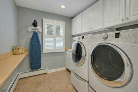 6 Yorke Road Mountain Lakes NJ 07046