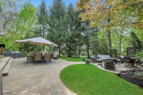 6 Yorke Road Mountain Lakes NJ 07046