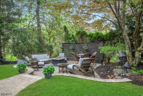 6 Yorke Road Mountain Lakes NJ 07046