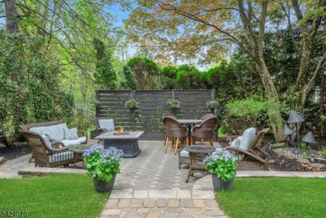 6 Yorke Road Mountain Lakes NJ 07046