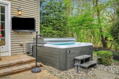 6 Yorke Road Mountain Lakes NJ 07046